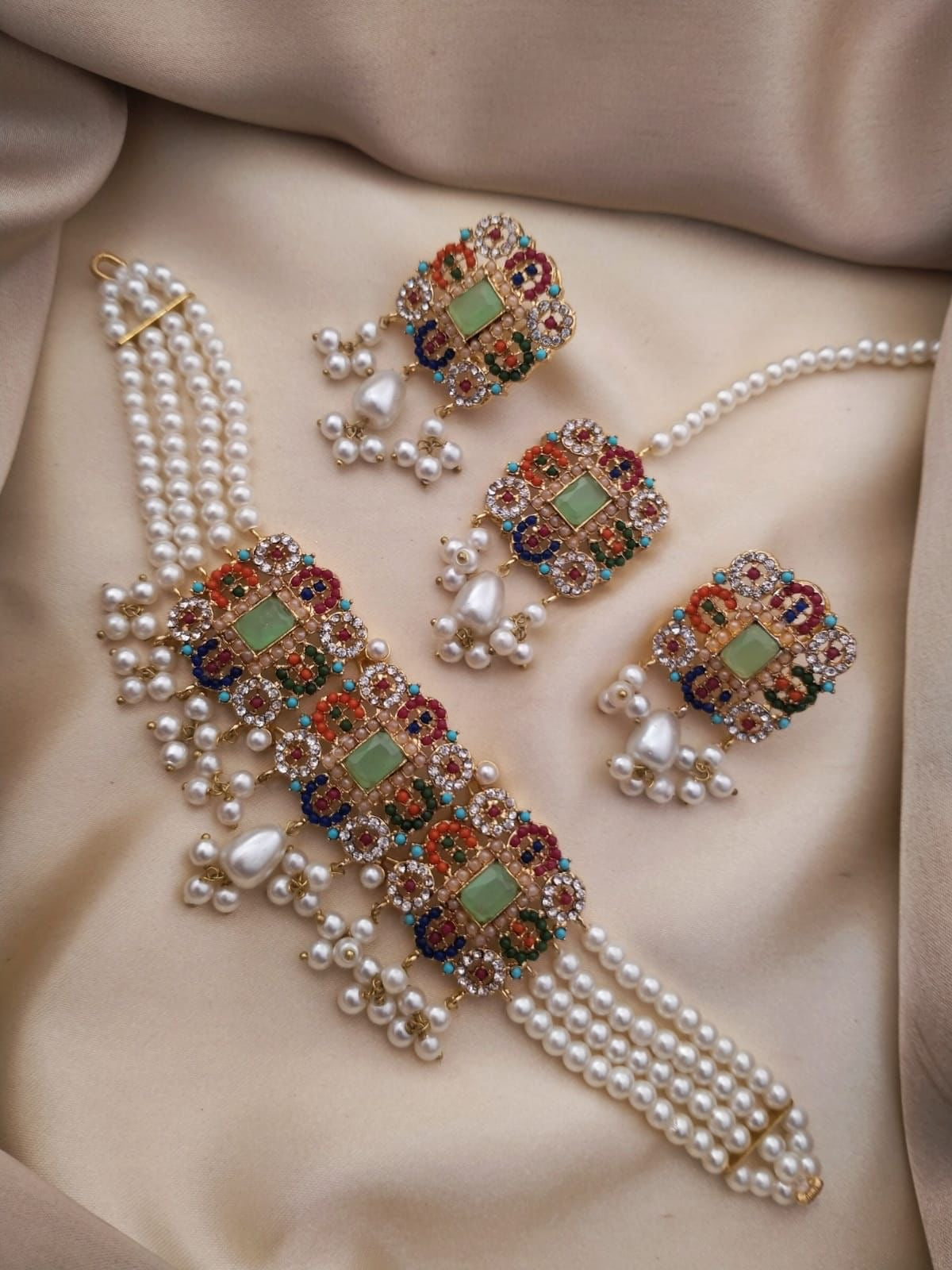 Nauratan Chokkat set