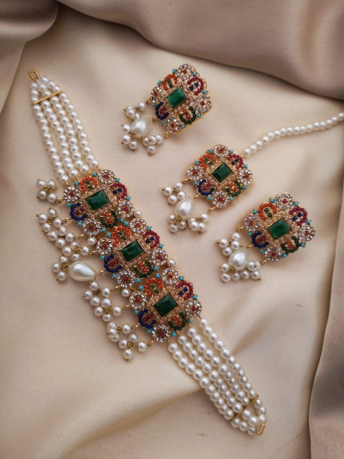 Nauratan Chokkat set