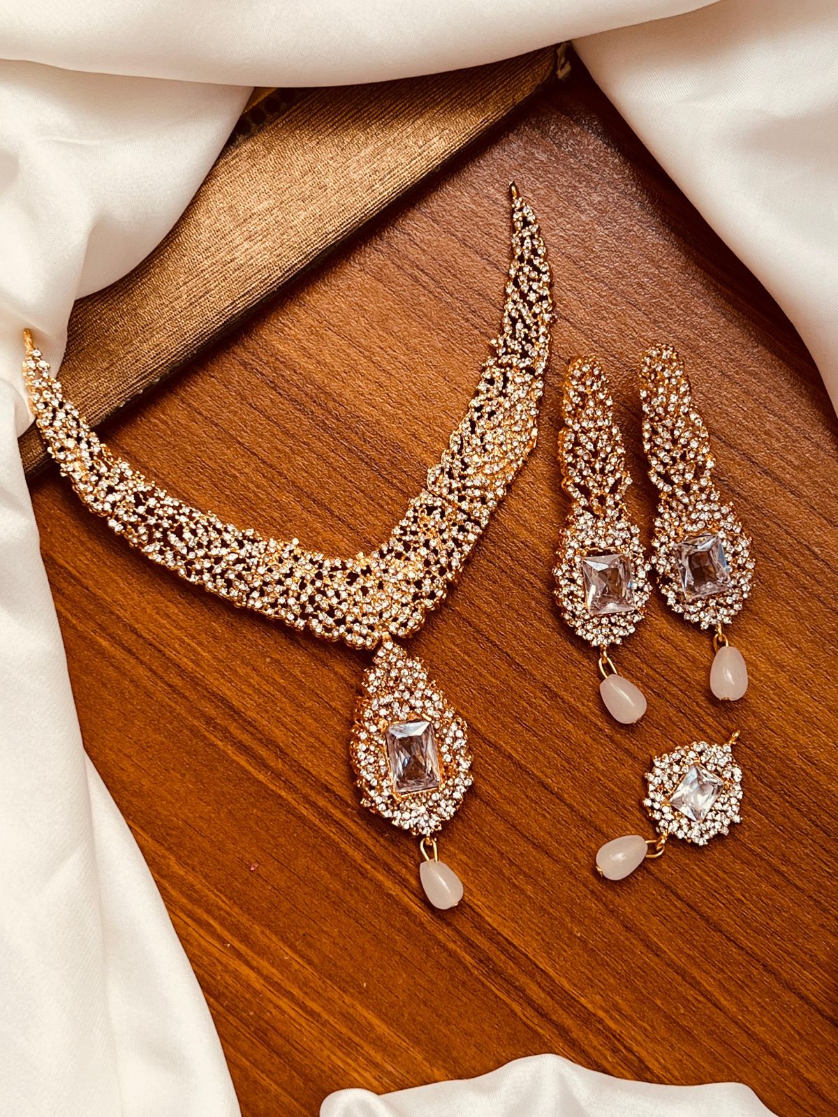 Beautiful elegant partywear set
