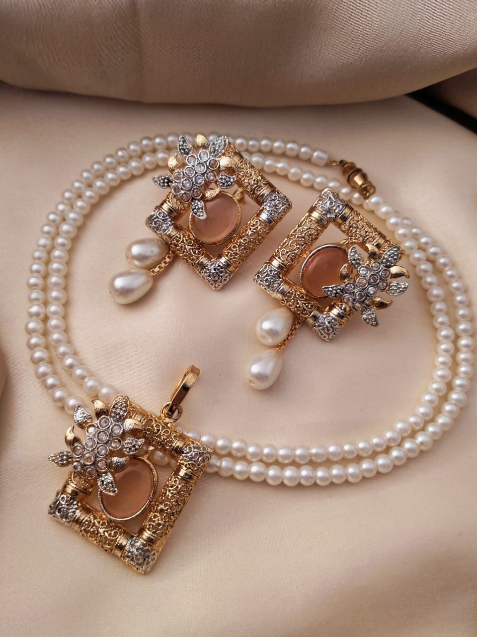 Egyptian set