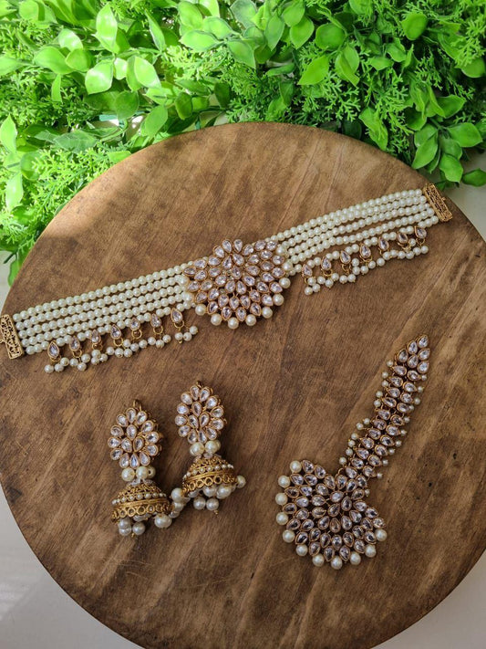 New stylish chokar set