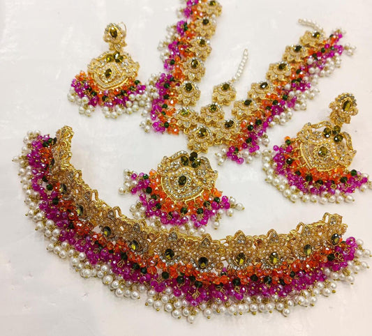 Necklace with Madhavati & fance earring set
