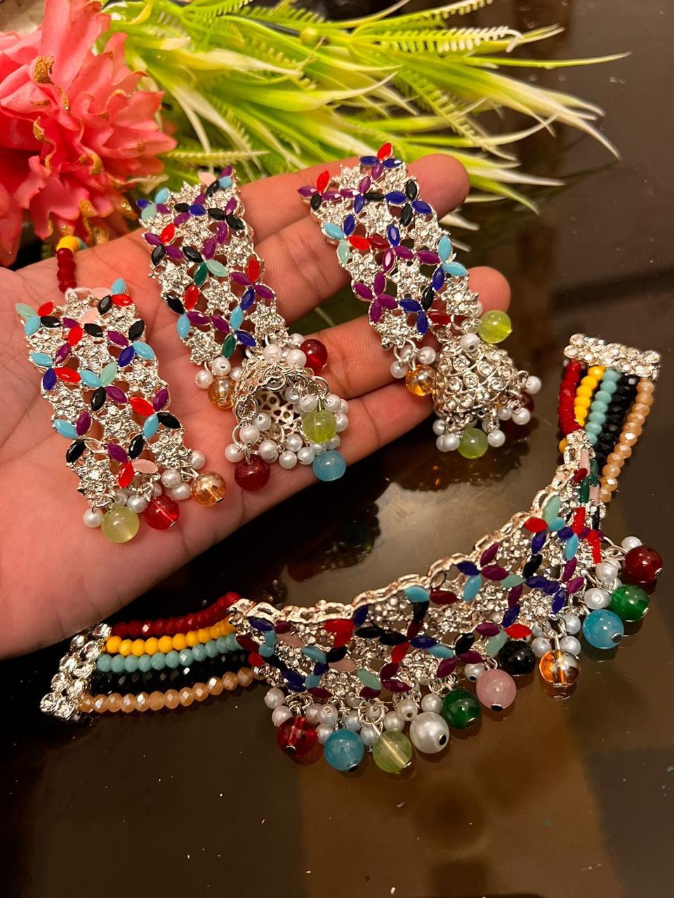 Stones Choker Set