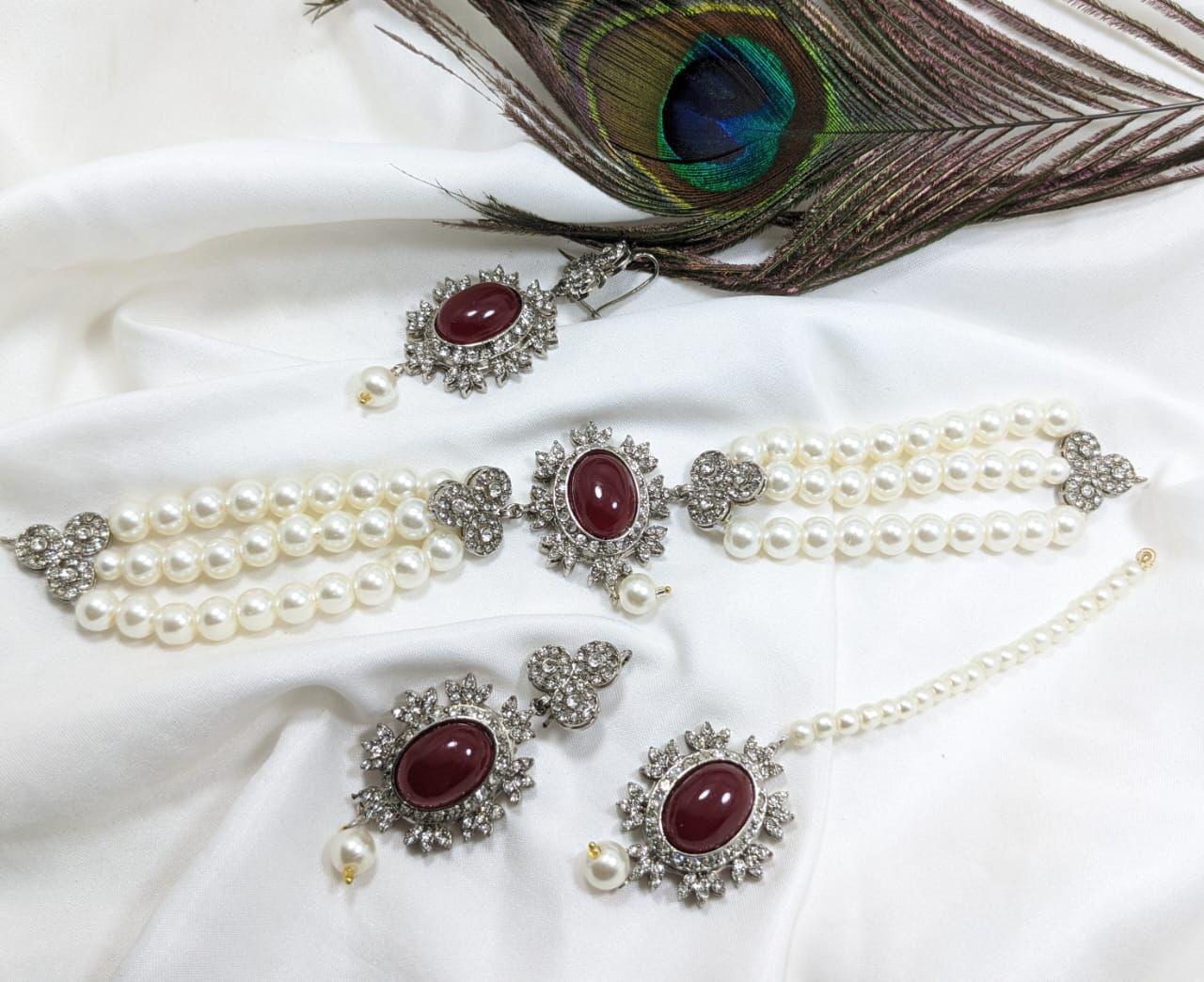 Steel polish chokerset