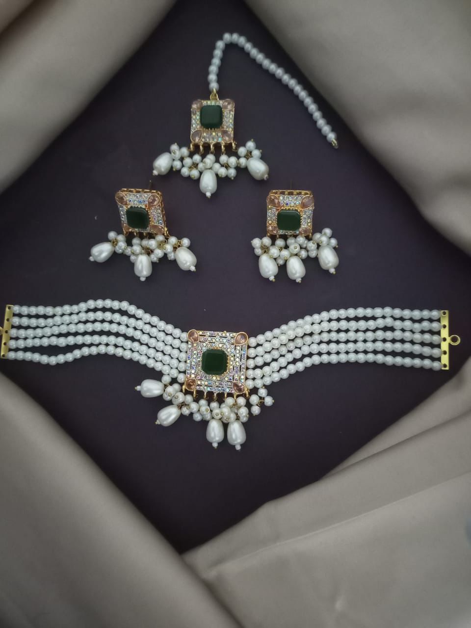 Four Piece Chokar Set