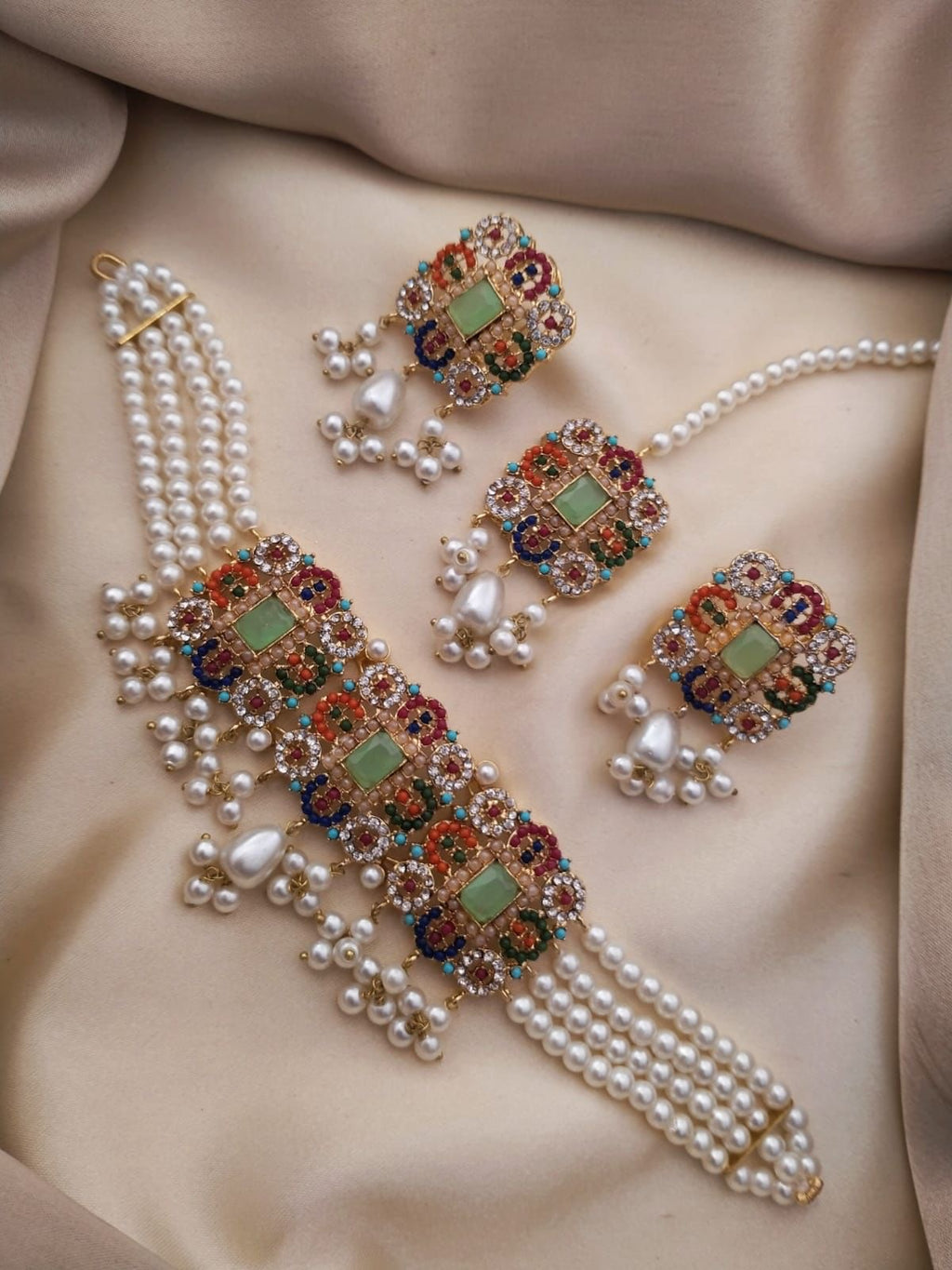 Nauratan Chokkat set