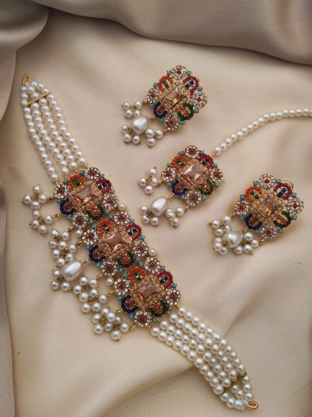 Nauratan Chokkat set