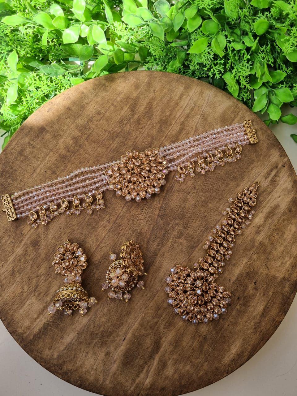 New stylish chokar set