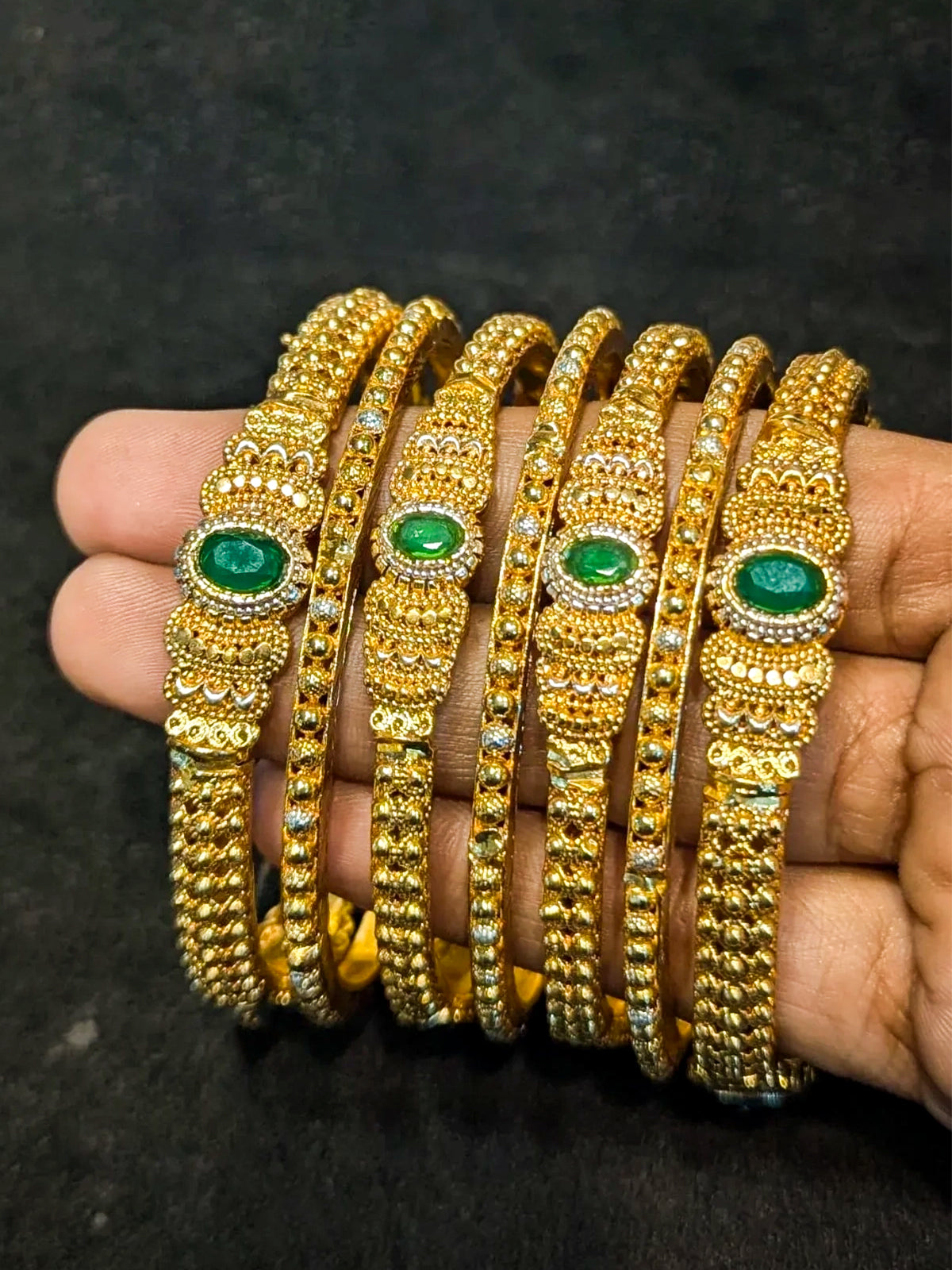 Goldplated bangles