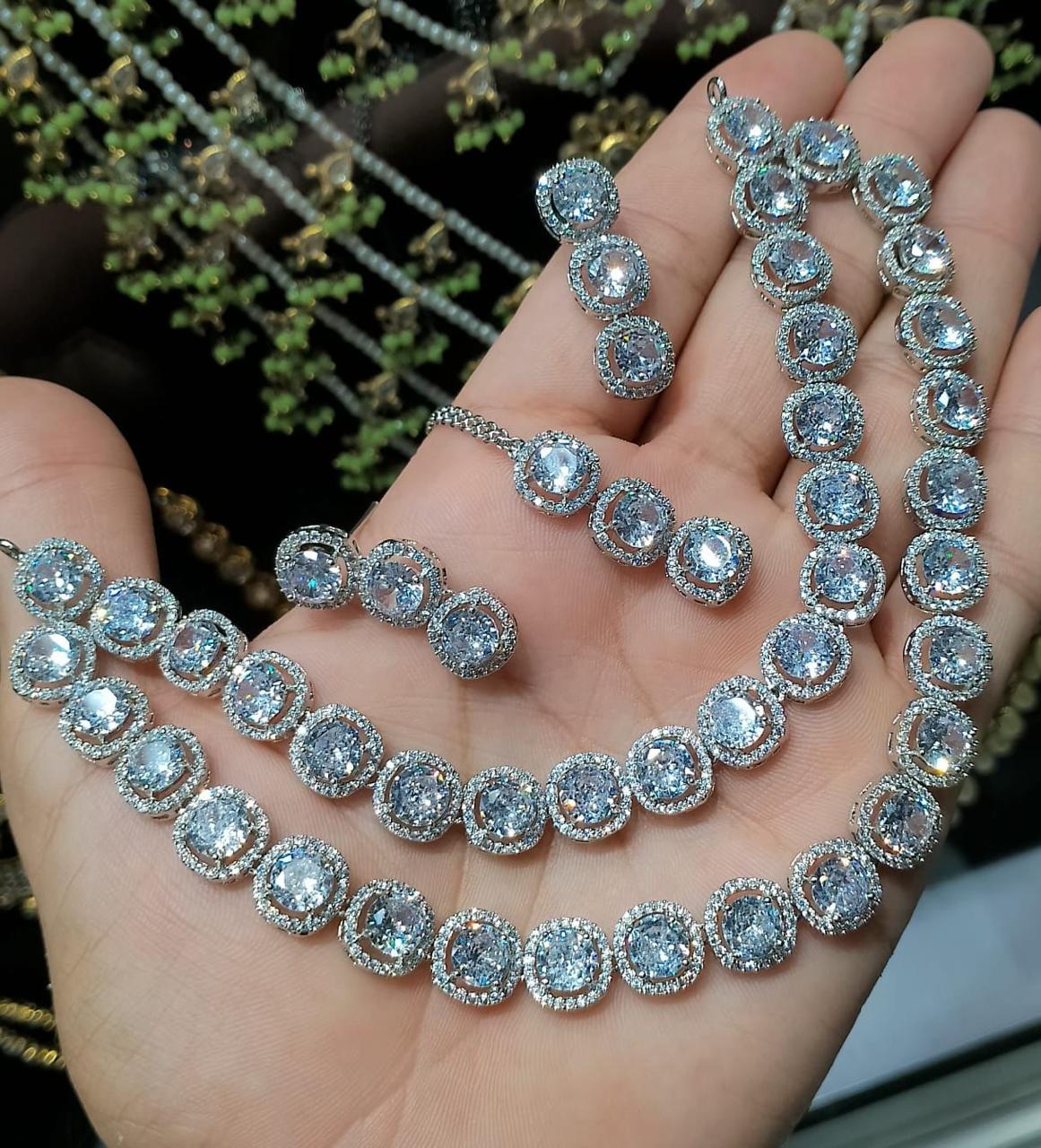 Diamond Stones Necklace Set