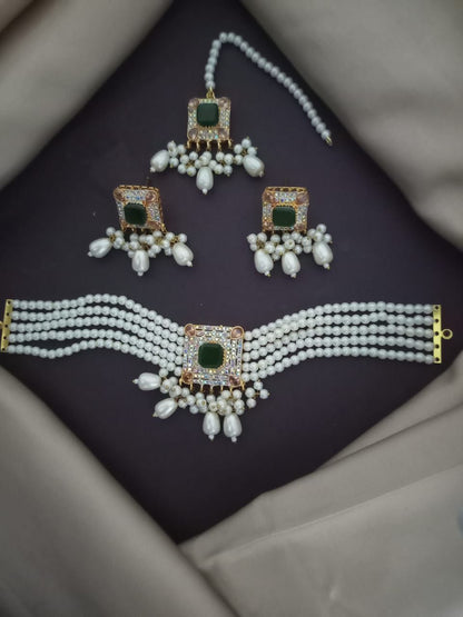 Four Piece Chokar Set