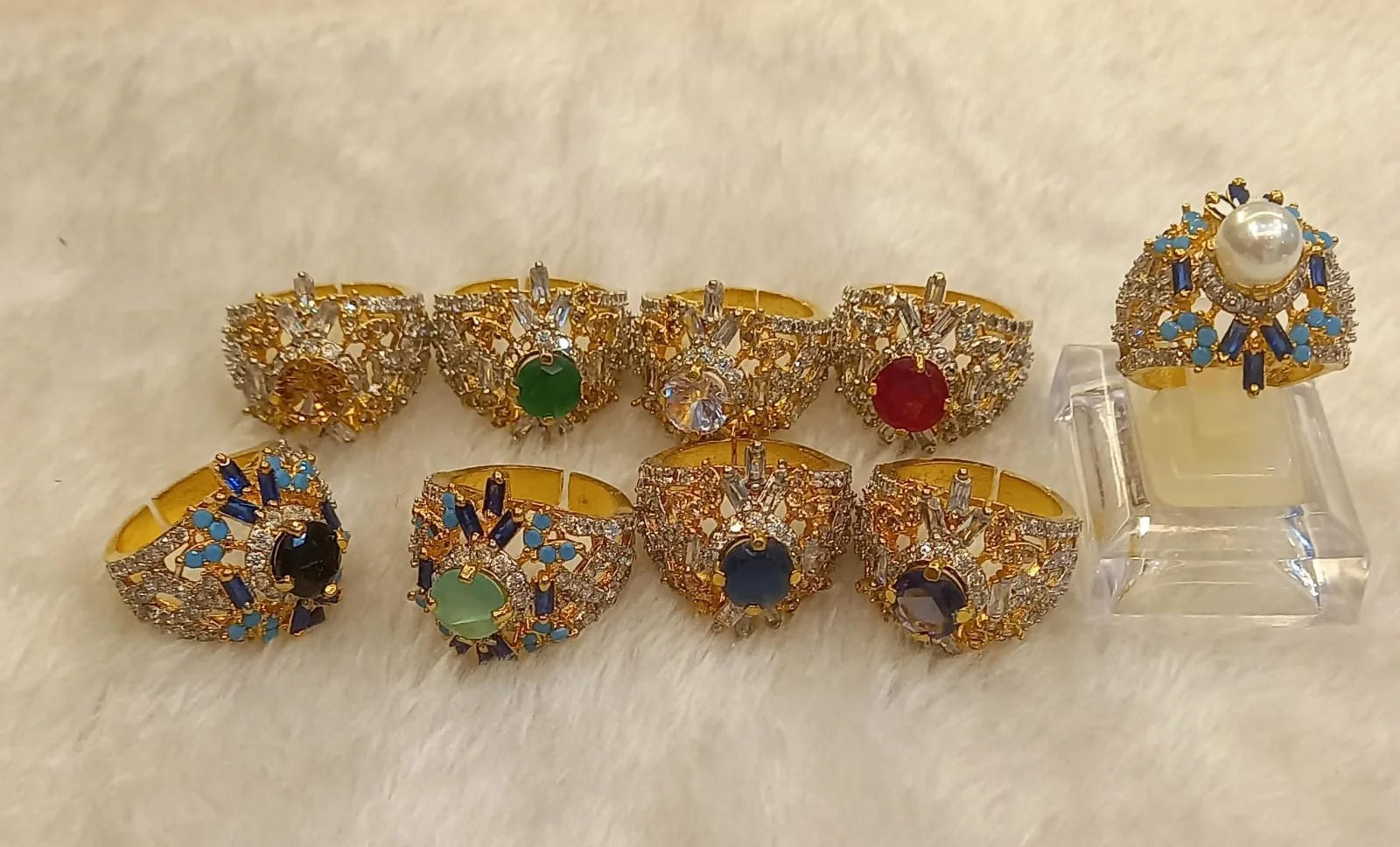 Royal gem ring