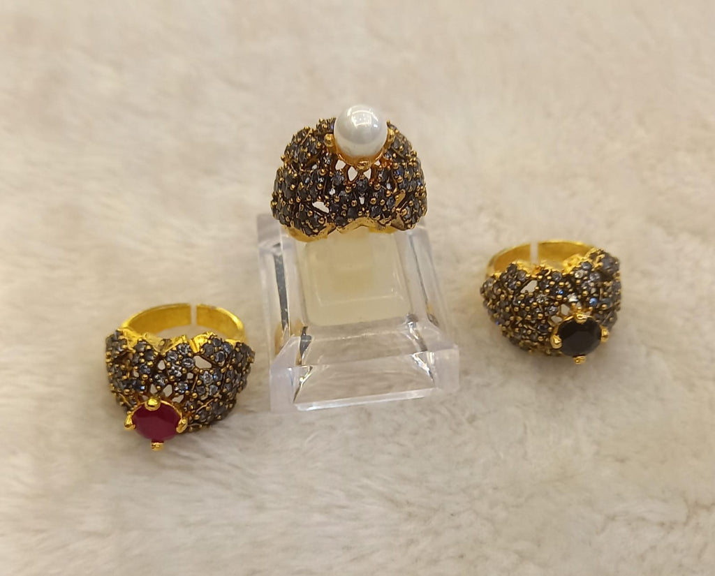 Emerald bloom ring