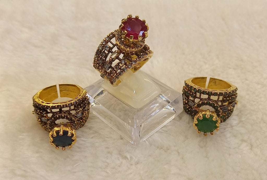 Emerald bloom ring
