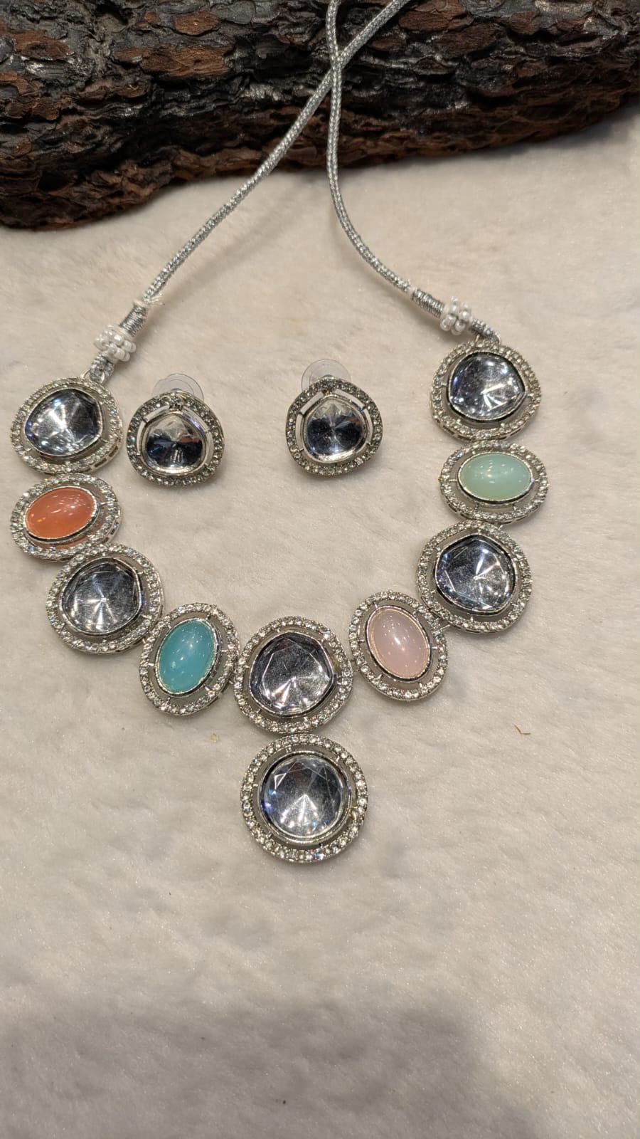 Indian kundan
