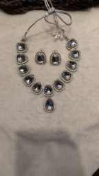 Indian kundan