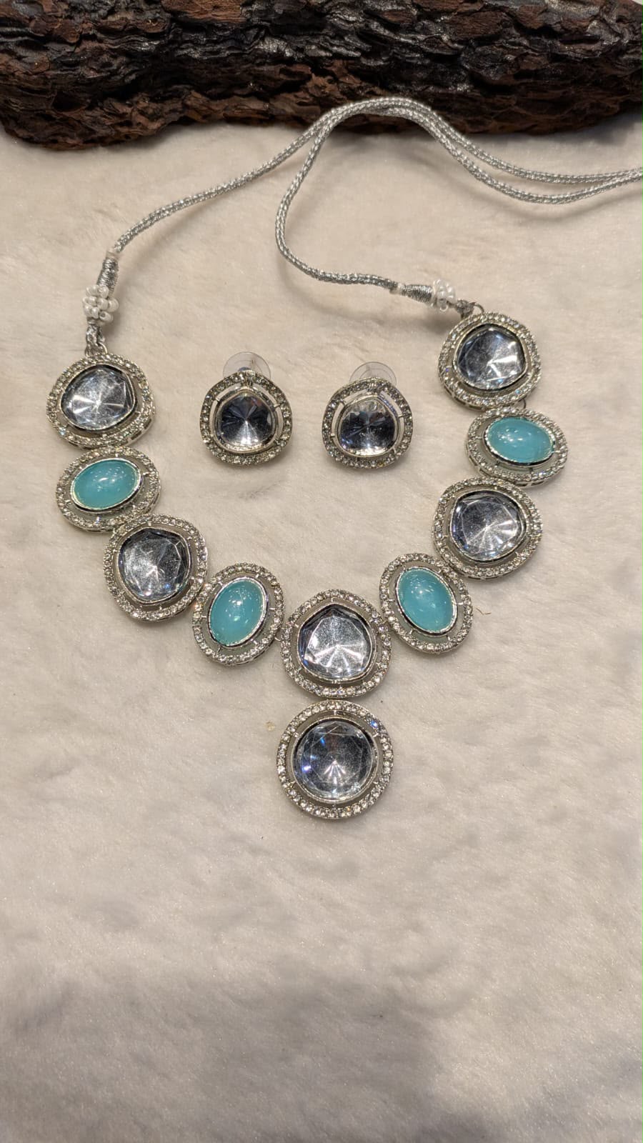 Indian kundan