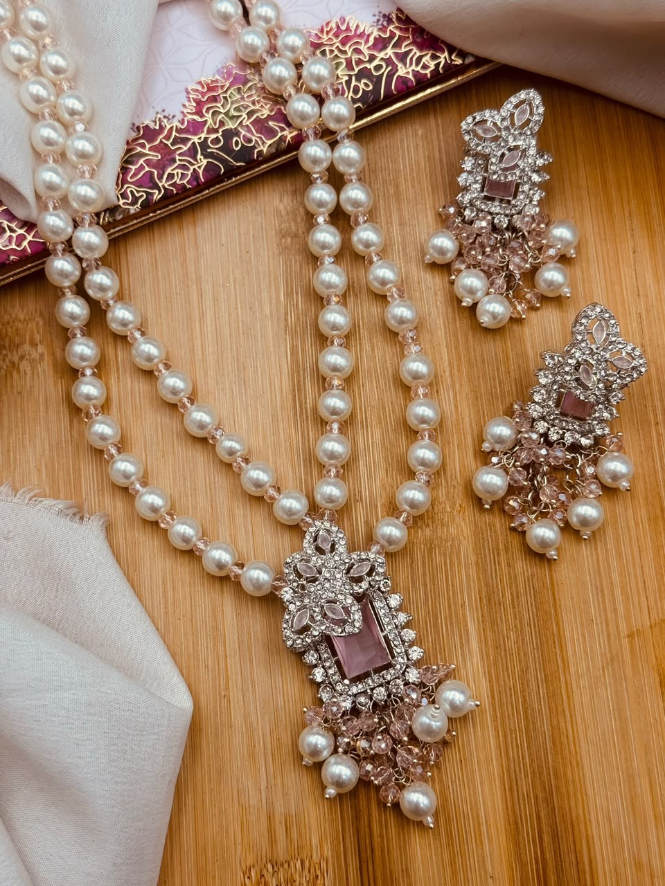 Amber Pearl Luxe Necklace Set