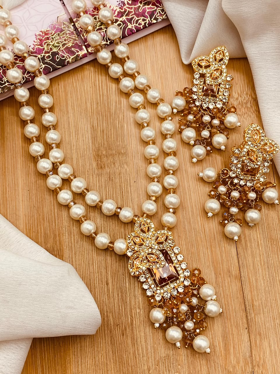 Amber Pearl Luxe Necklace Set